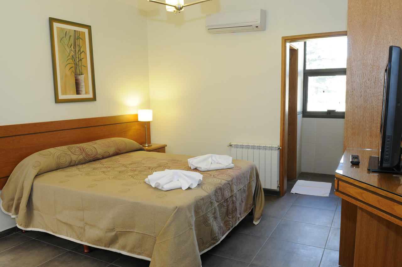 Hotel Ranqueles Villa Carlos Paz Oda fotoğraf