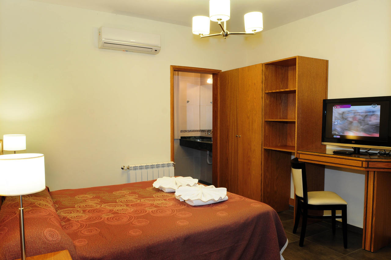 Hotel Ranqueles Villa Carlos Paz Oda fotoğraf
